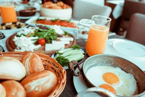Pomysły na zdrowe śniadanie - Odkryj różnorodność smaków i wartości odżywczych!